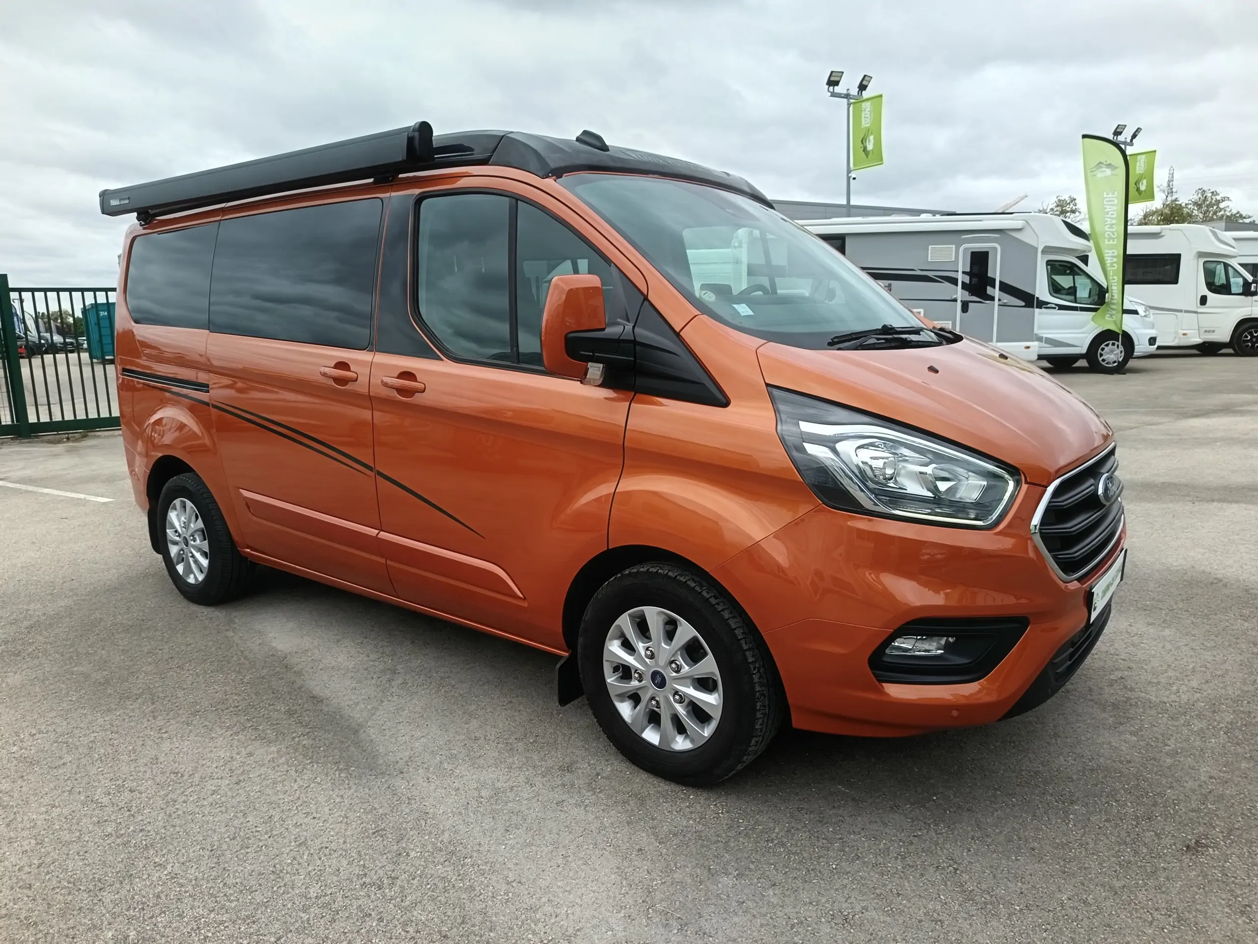 Image FONT VENDOME AUTO CAMPER 